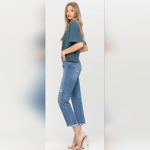 Vervet Crop Distressed Jeans - Picture 2 of 6